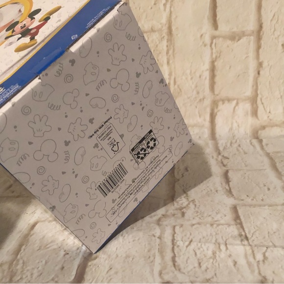 Disney Mickey Mouse Bath Basketball Hoop Suctions Bath Toy 3 Floating Balls. - Picture 2 of 5